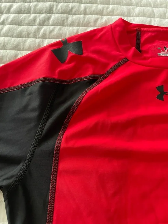 Under Armour Red and Black Short Sleeve Compression Tee - Picture 5 of 7
